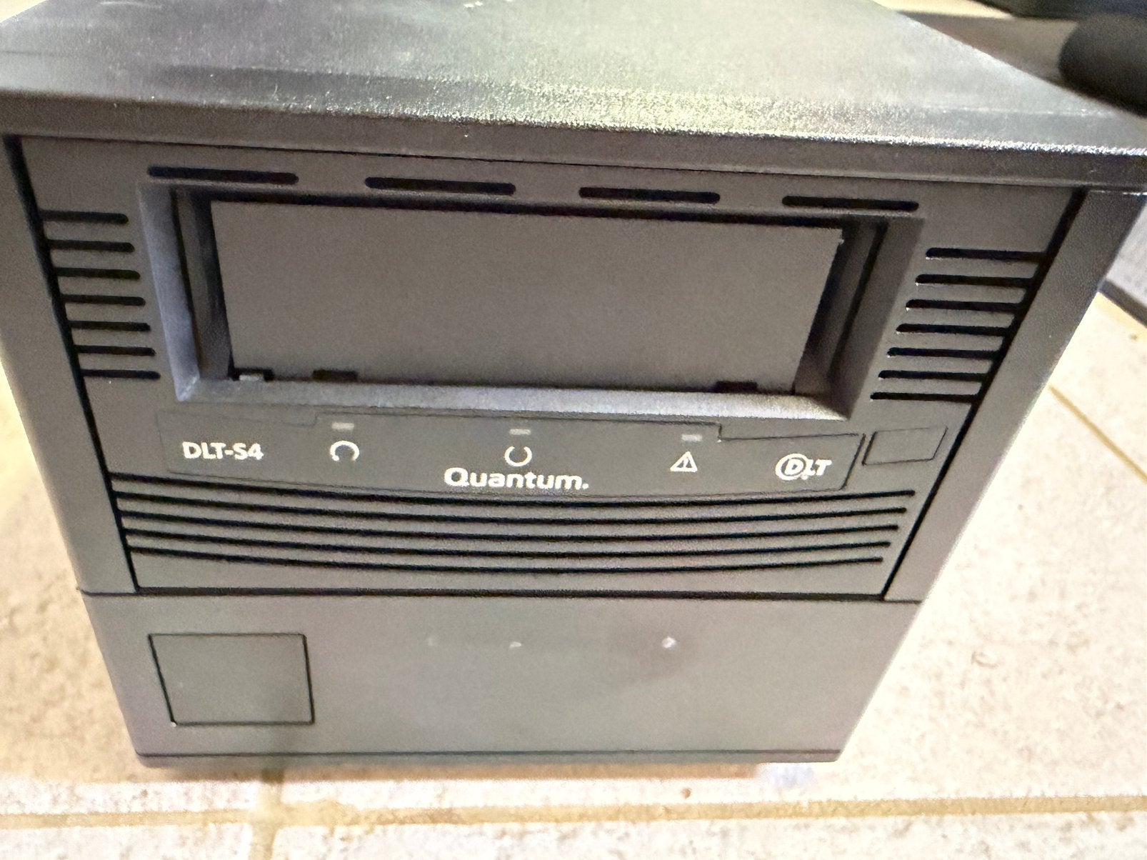 Quantum DLT-S4e, Informatique & Logiciels, Enlèvement ou Envoi, Utilisé
