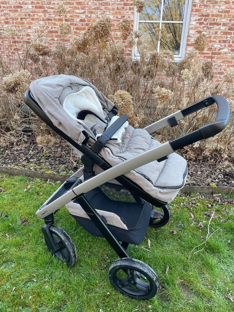 Dubatti Two - Kinderwagen / Pousette, Kinderen en Baby's, Ophalen, Kinderwagen, Verstelbare duwstang
