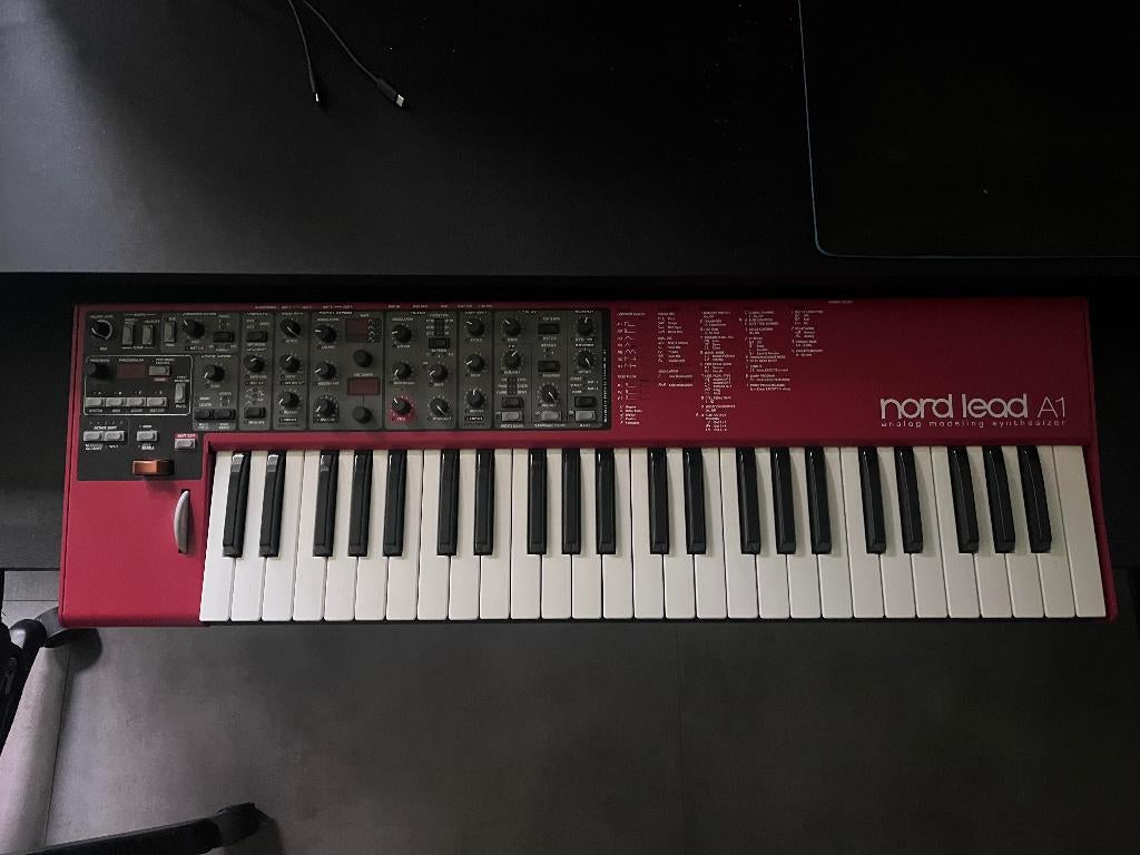 Clavia Nord Lead A1, Musique & Instruments, Enlèvement, Comme neuf, 49 touches, Autres marques