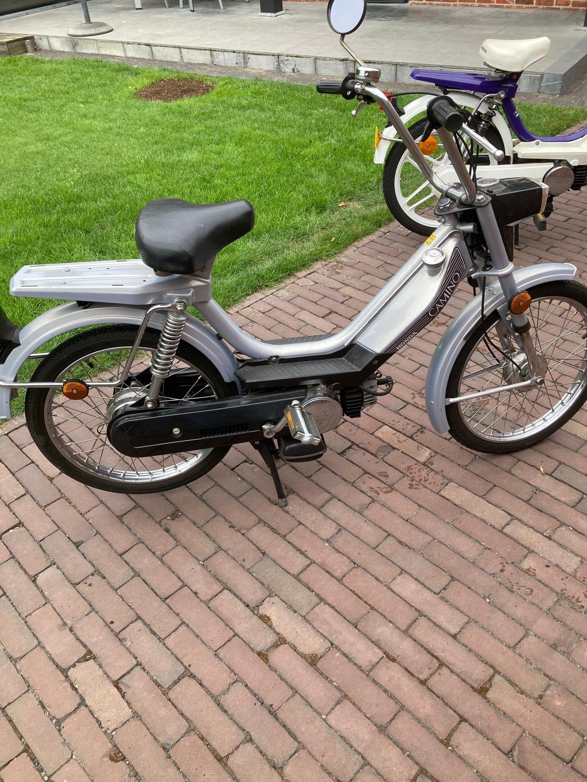 Honda camino, Fietsen en Brommers, Brommers | Honda, Ophalen, Zo goed als nieuw, Klasse B (45 km/u), 49 cc