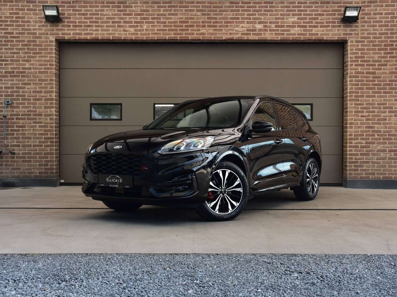 Ford Kuga 2.5 ECOBOOST PHEV / ST-LINE / CARPLAY / HEAD UP /, 0 min, Zwart, 0 kg, Zwart