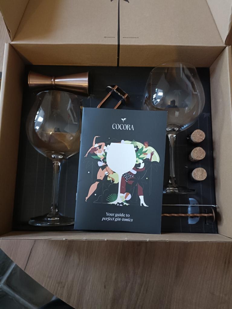 Corora gin Cadeauset, Ophalen