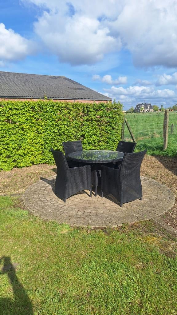 Tuintafel met 4 stoelen en glazen blad te koop, Ophalen