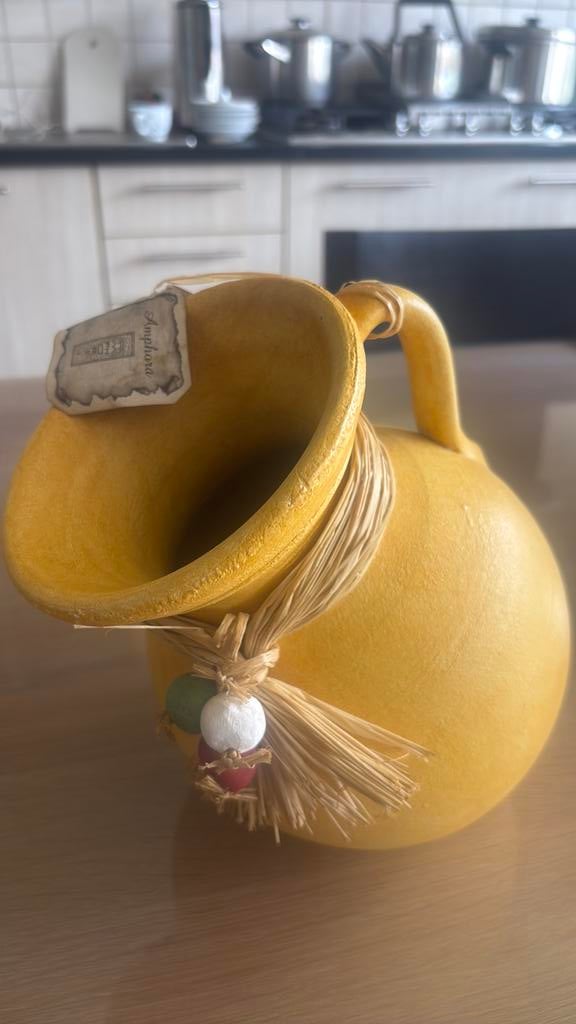 Portugeese vaas, Huis en Inrichting, Woonaccessoires | Vazen, Ophalen, Geel, Aardewerk of Porselein, Zo goed als nieuw