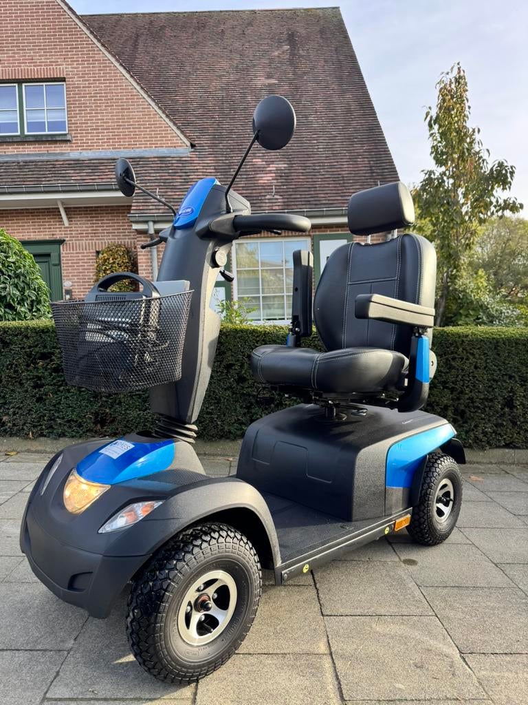 Nieuwstaat Scootmobiel Invacare comet pro invalide scooter, Ophalen of Verzenden, Inklapbaar, Zo goed als nieuw, Elektrische rolstoel