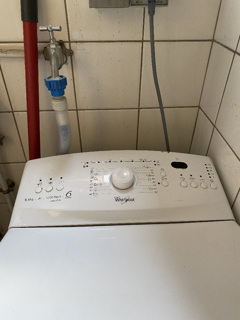 Lave-linge Whirlpool 5,5kg, A+, 1200 à 1600 tours, 85 à 90 cm, 4 à 6 kg, Enlèvement