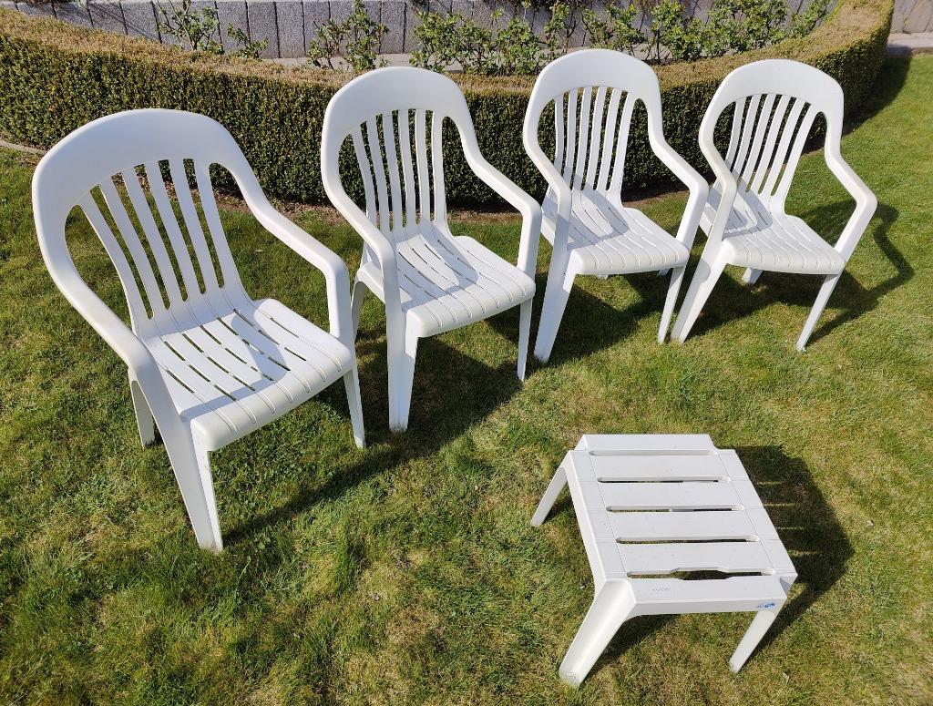 Set witte tuinstoelen, Tuin en Terras, Ophalen, Gebruikt, Kunststof, Stapelbaar