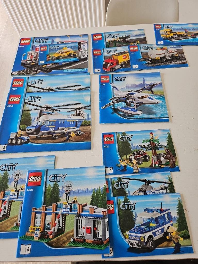 lego city instructie boekjes lot, Kinderen en Baby's, Speelgoed | Duplo en Lego, Ophalen of Verzenden, Lego