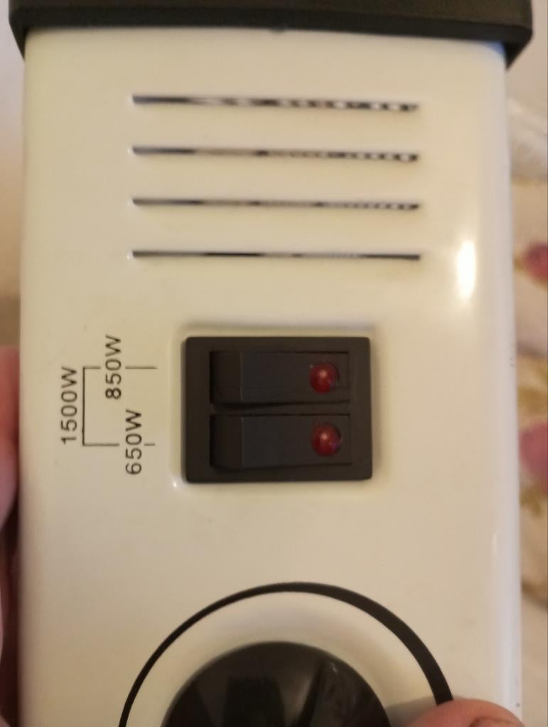 elektrische verwarming 1500W, Doe-het-zelf en Bouw, Verwarming en Radiatoren, 30 tot 80 cm, Gebruikt, Radiator, Minder dan 60 cm