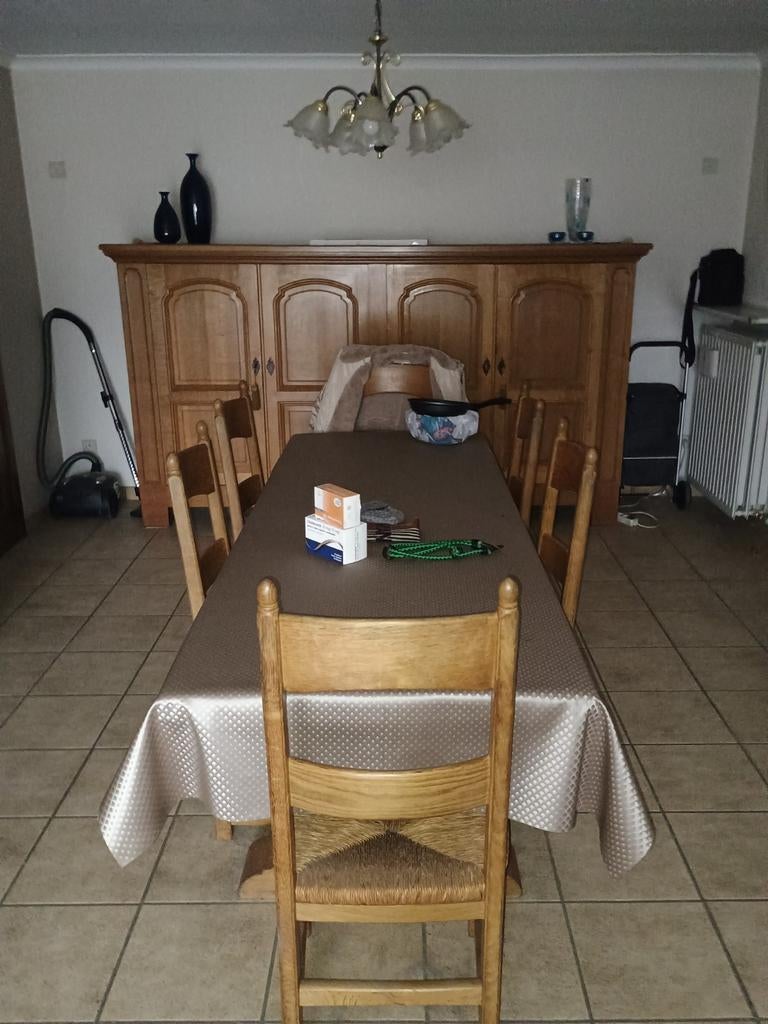 Eetkamer volle eik komen halen met 4 personen heel zwaar, Antiek en Kunst, Ophalen