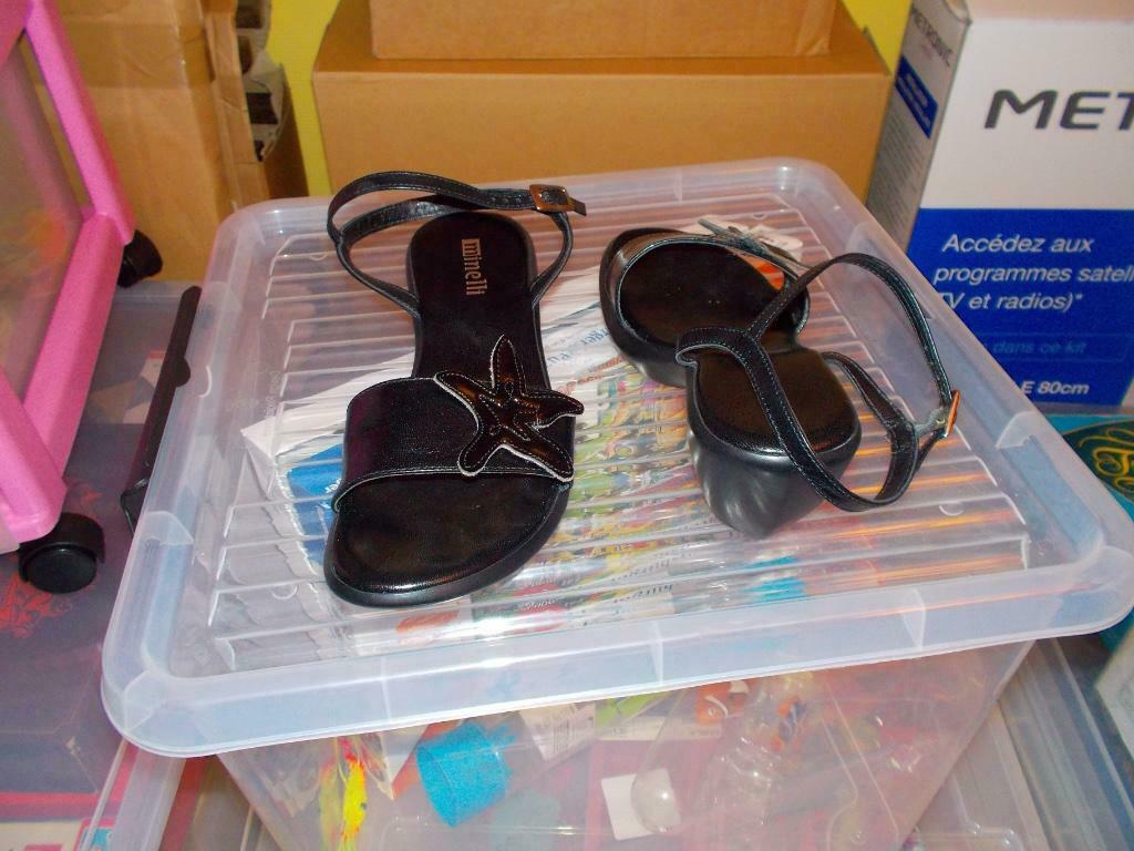 sandales noires P36, Vêtements | Femmes, Enlèvement ou Envoi