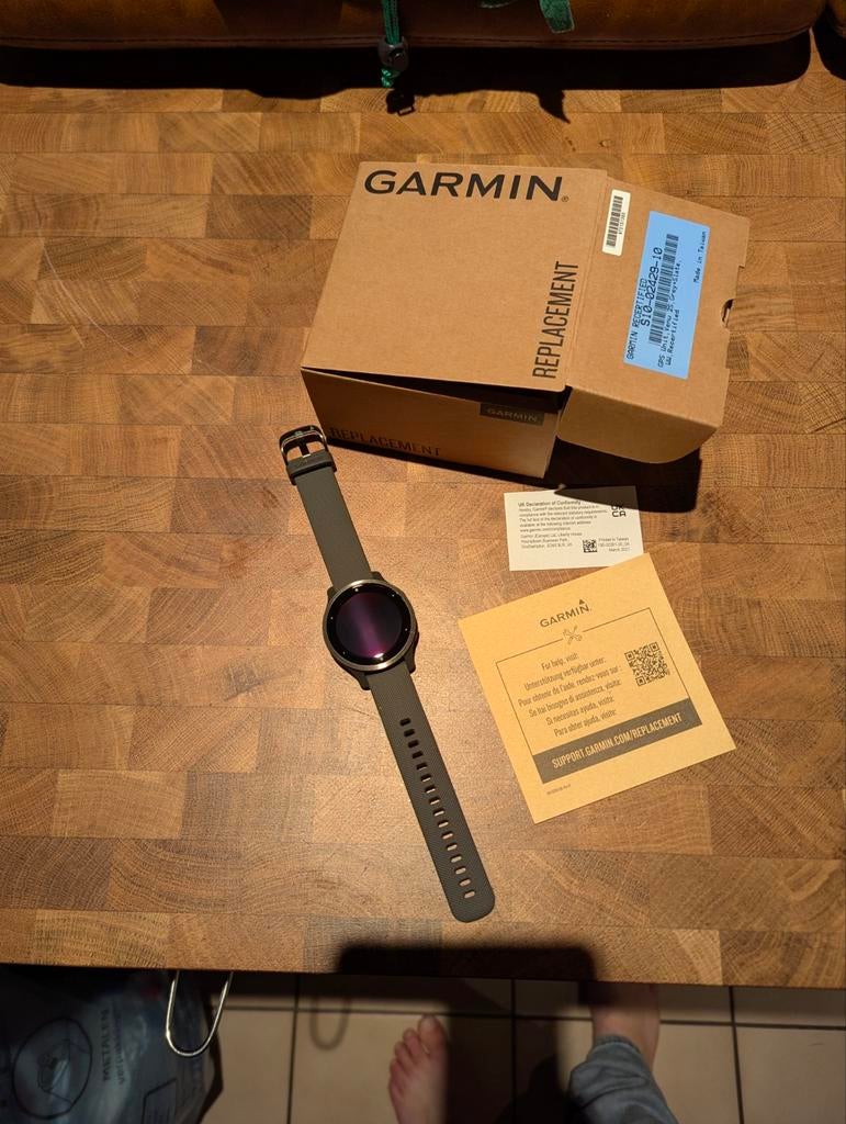 NIEUW/ONGEDRAGEN Garmin Venu 2S - Recertified door Garmin, Ophalen of Verzenden