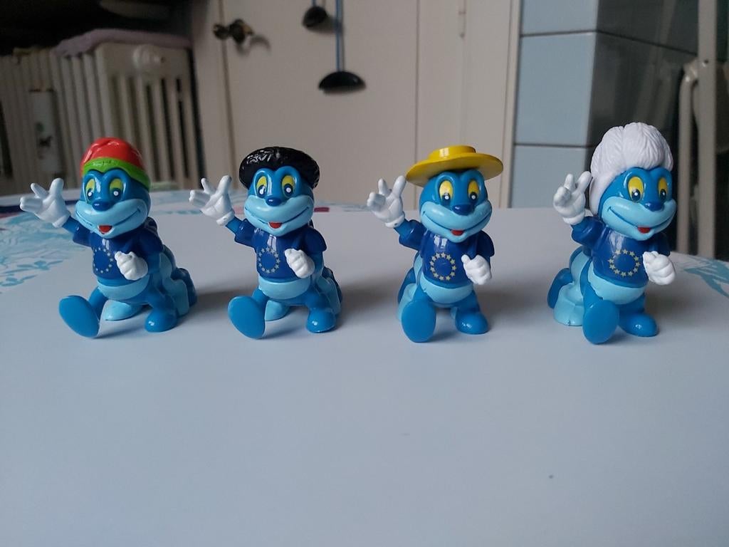 Lot - 4 poppetjes Europese Unie, Kinderen en Baby's, Speelgoed | Overig, Ophalen of Verzenden