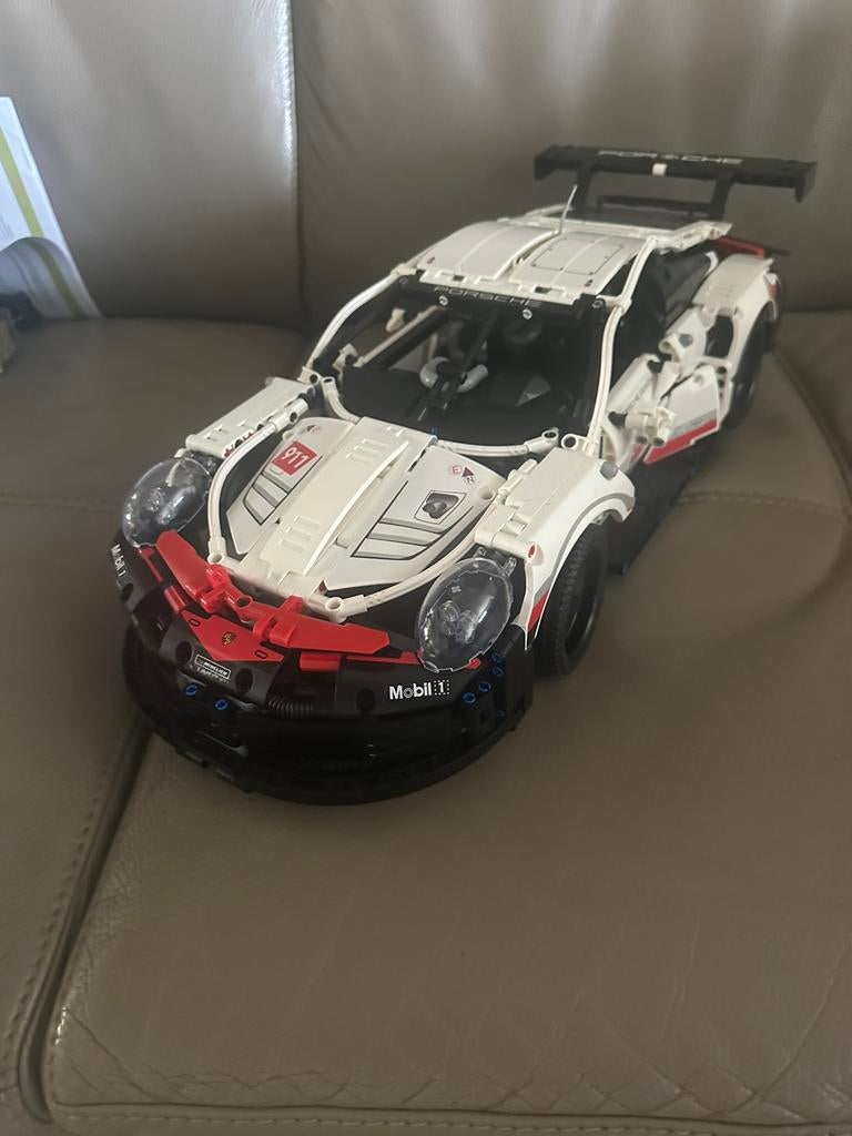 Porsche 911.  53cm lang, Enlèvement, Neuf