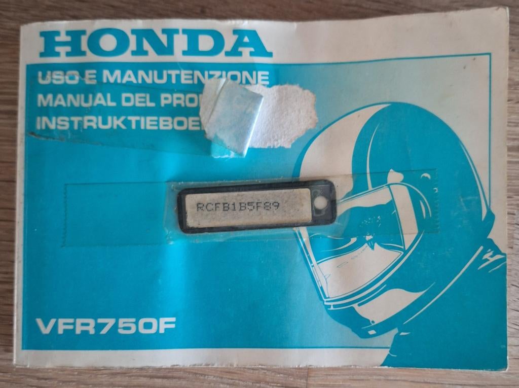 Manuel d'instructions/manuel d'origine de la Honda VFR750F, Envoi, Honda