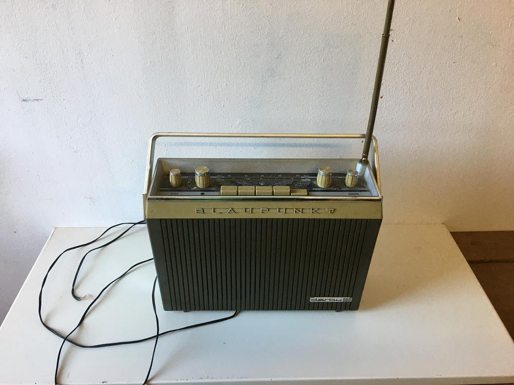Vintage blaupunkt radio., Antiek en Kunst, Ophalen