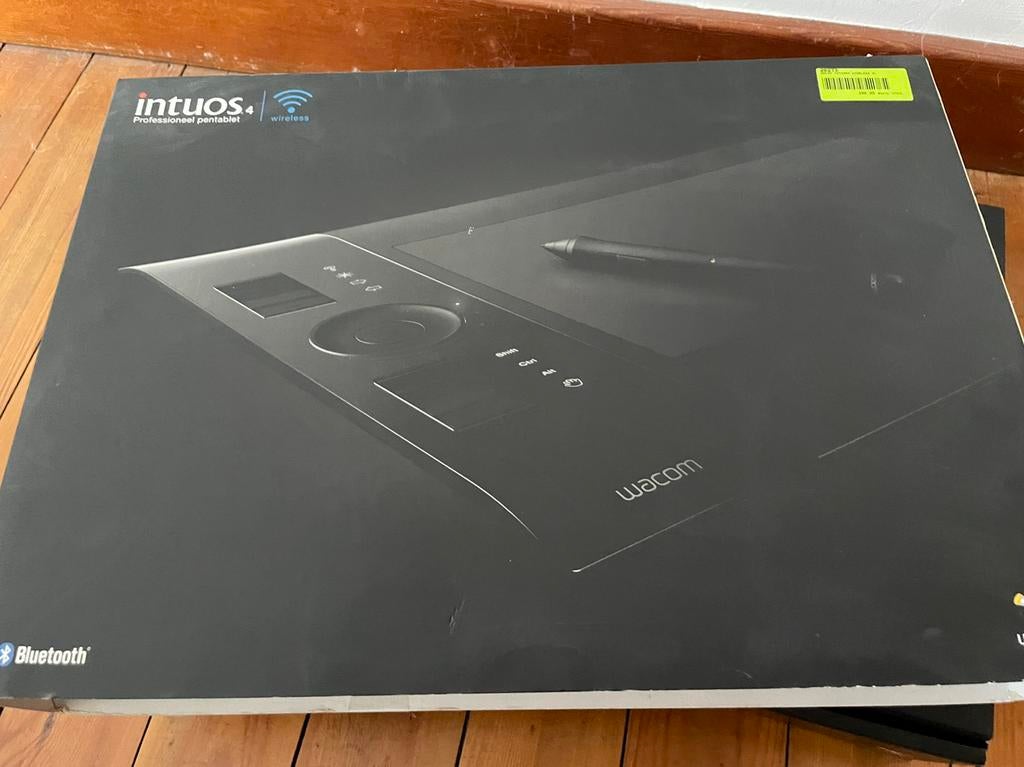 Wacom intuos 4 tekentablet - A3, Gebruikt, Multi-touch, Ophalen of Verzenden, Draadloos