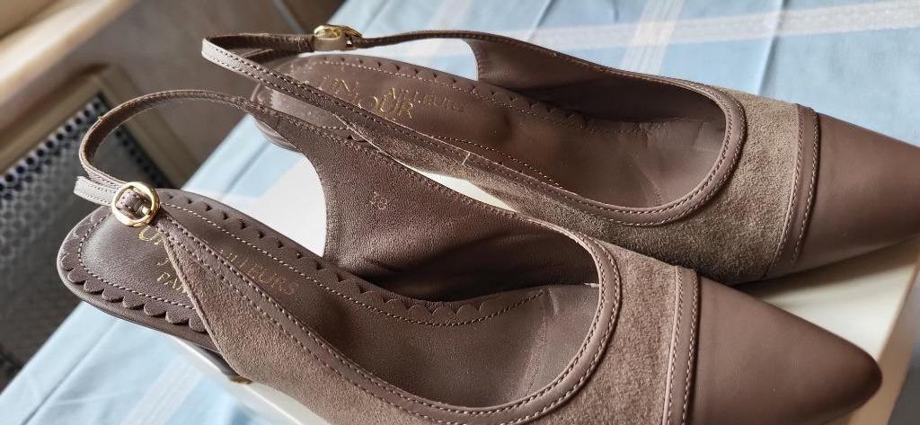 Schoenen met hak open TAUPE M38 merk: UJA, Overige kleuren, Un Jour Ailleurs, Ophalen of Verzenden, Schoenen met hoge hakken