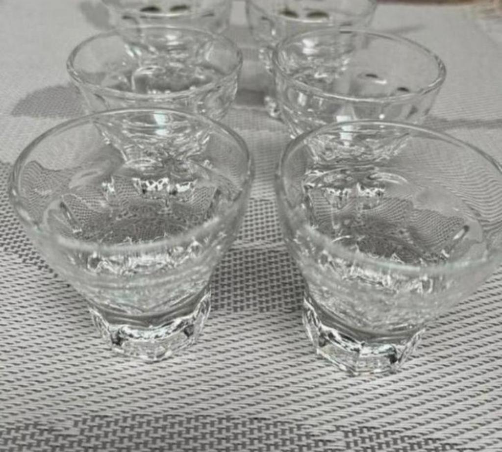6 likeur glaasjes, Enlèvement ou Envoi, Comme neuf