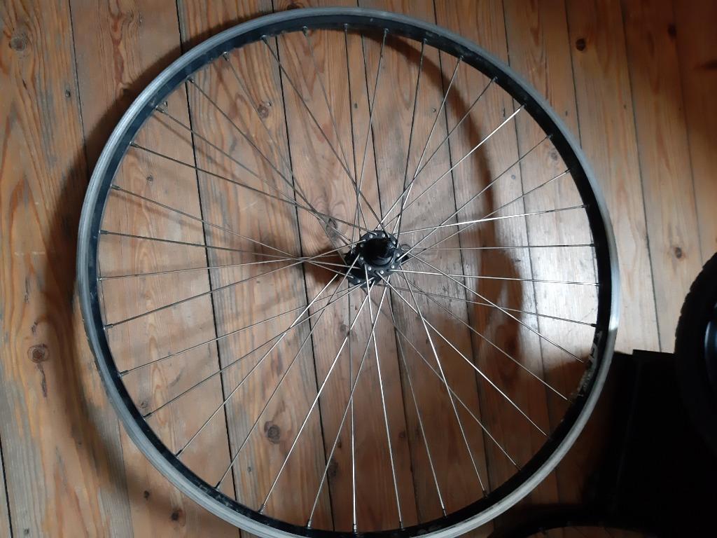 snelspanas en spaken 2x, Fietsen en Brommers, Fietsonderdelen, Ophalen of Verzenden, Zo goed als nieuw, Wiel