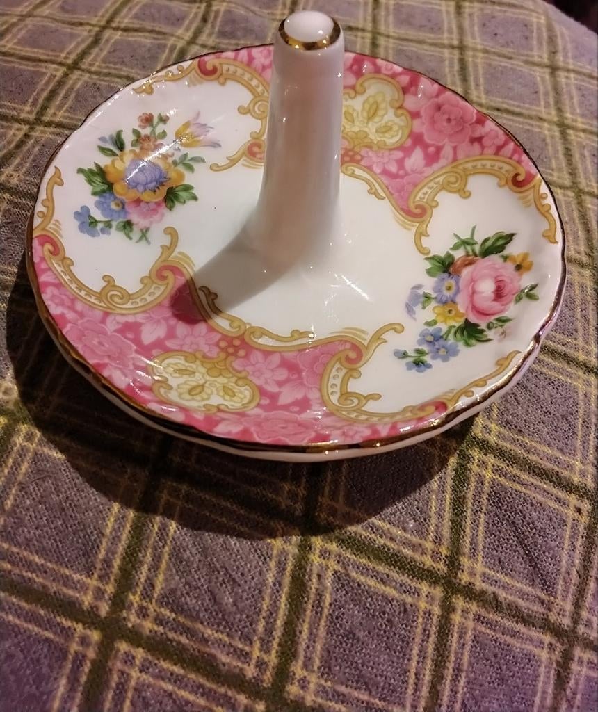 “Lady Carlyle” ringhouder / sieradenschaaltje Royal Albert, Ophalen of Verzenden