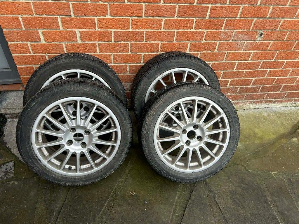 Pneus hiver Pirelli montés sur jantes, Pneus hiver, 16 pouces, Véhicule de tourisme, Pneu(s)