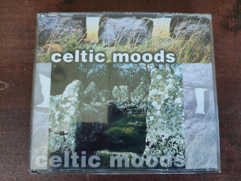 2-CD : CELTIC MOODS, Ophalen of Verzenden, Zo goed als nieuw