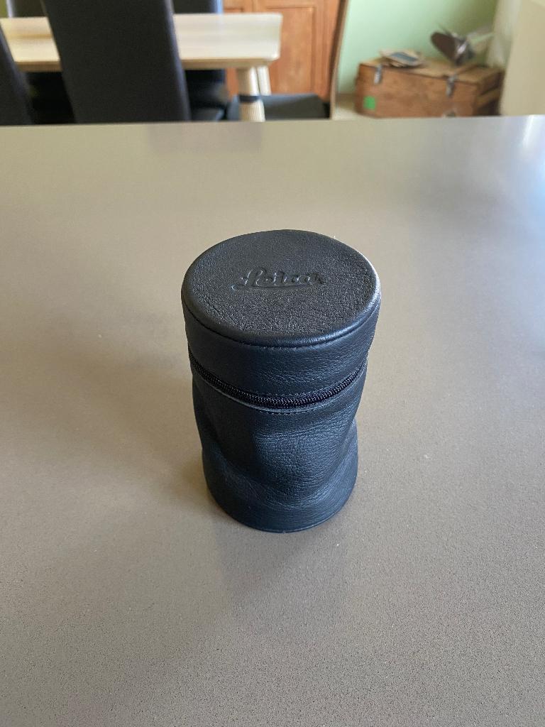2 Étuis Objectifs Leica en Cuir, Enlèvement ou Envoi, Comme neuf, Accessoires