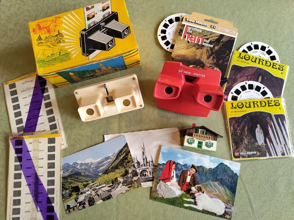 View Master avec des photos de Lourdes, Lisieux, Han-s-Lesse, Enlèvement ou Envoi