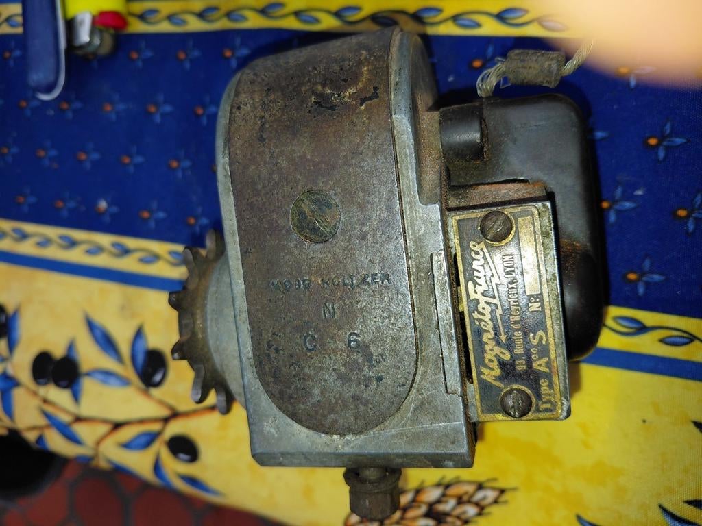 MAGNETO FRANCE. Type AS, Motoren, Ophalen