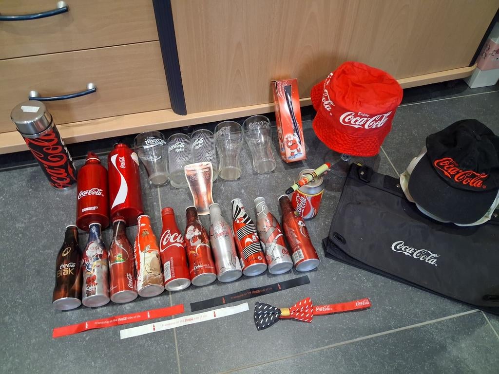 COCA-COLA, Verzamelen, Ophalen