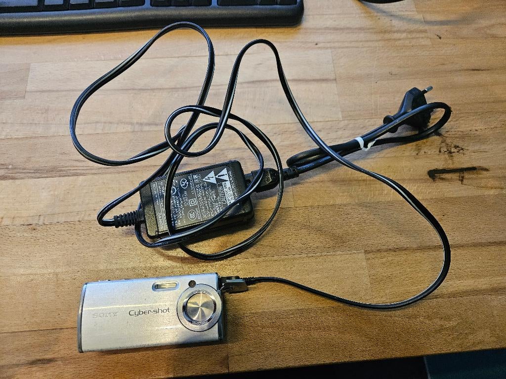 Sony Cyber-shot DSC-L1 + 512MB SanDisk MemoryStick, Gebruikt, Compact, Ophalen of Verzenden, Sony