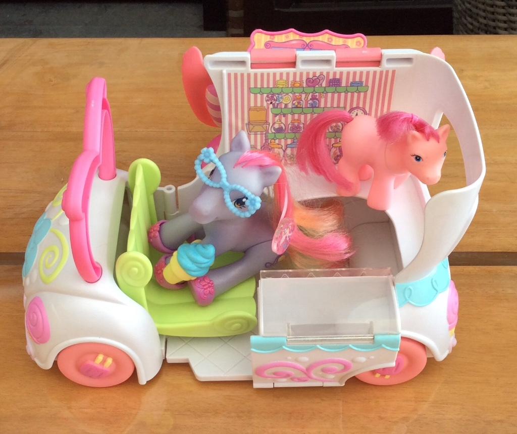 My Little pony ijswagen+ pony’s, Ophalen of Verzenden, Zo goed als nieuw