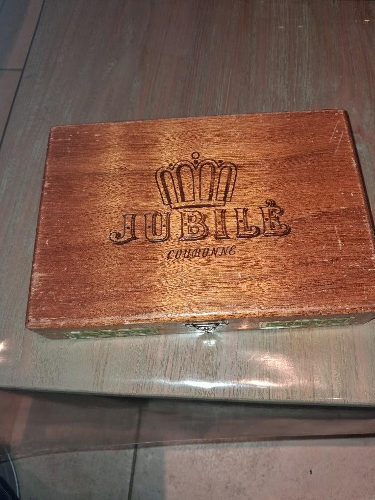 vintage sigarendoos Jubilé Couronne, Enlèvement ou Envoi, Utilisé, Boite à tabac ou Emballage