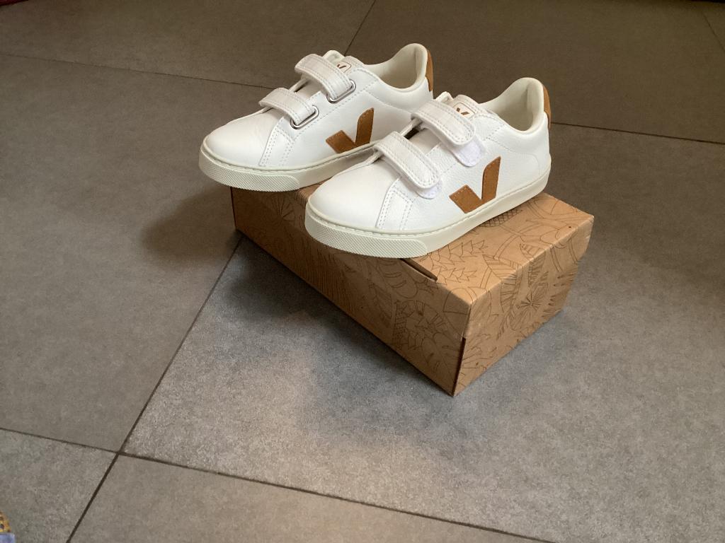 Veja sneakers maat 33 NIEUW, Ophalen of Verzenden, Nieuw, Sneakers