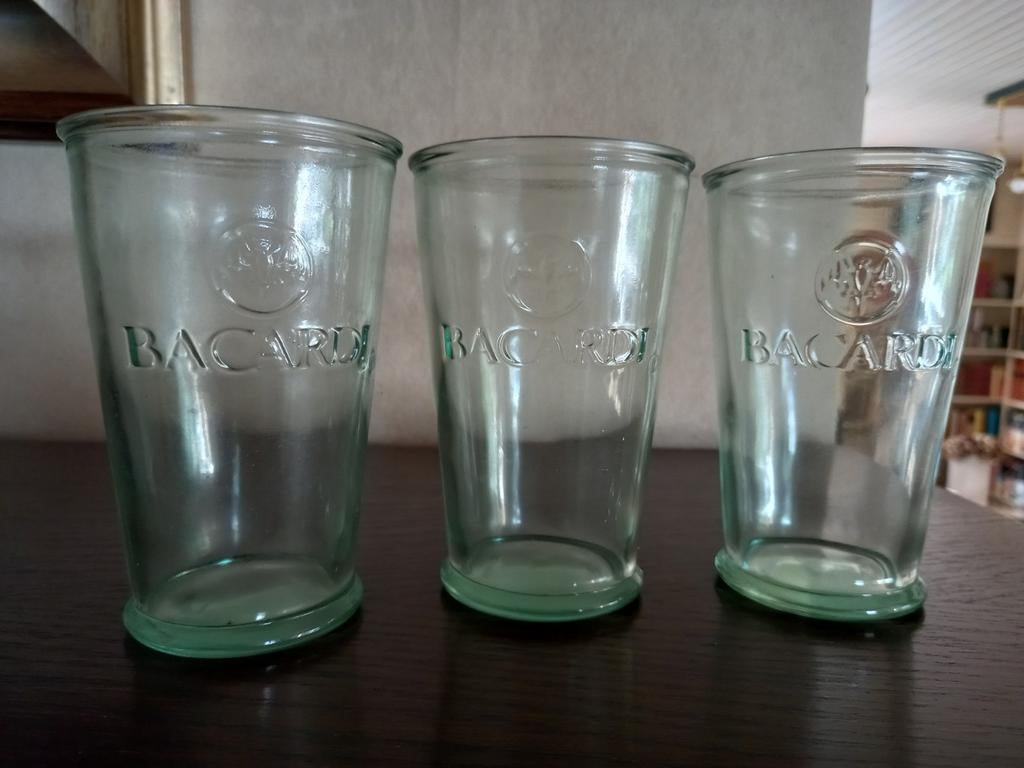 Bacardi glazen, Verzamelen, Ophalen