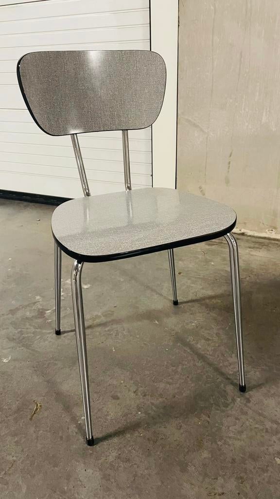 Vintage stoel in perfecte staat, Ophalen, Zo goed als nieuw