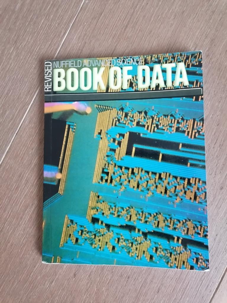 Book of Data, Enlèvement, Comme neuf