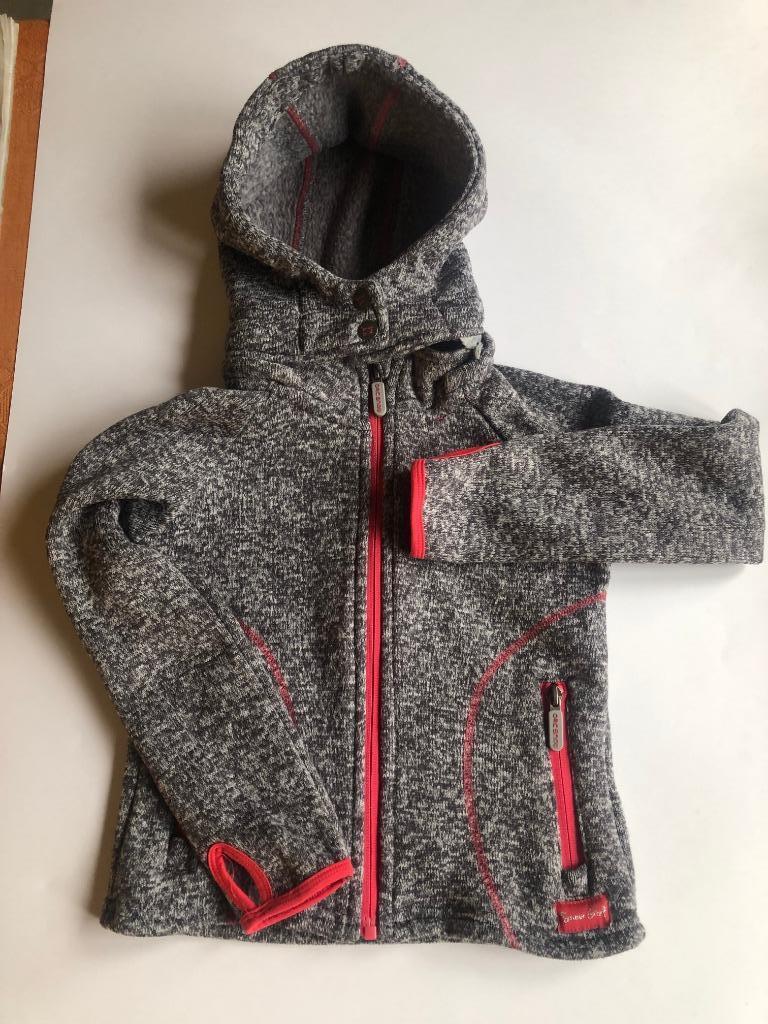 Kinderkleding: grijs/gespikkelde vest met kap, Kinderen en Baby's, Kinderkleding | Maat 116, Meisje, Trui of Vest, Ophalen of Verzenden