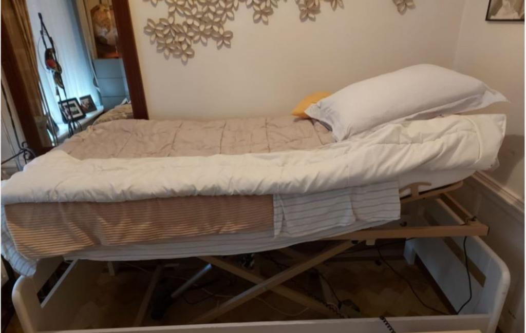 lit électrique, Divers, Enlèvement, Comme neuf