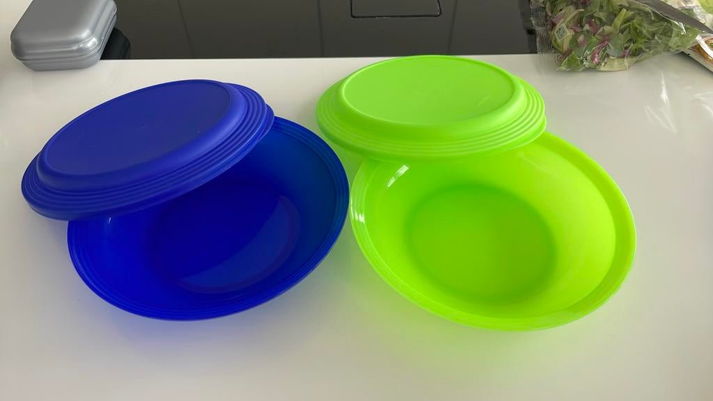 Tupperware: 2 opbergkommen met bord, Huis en Inrichting, Keuken | Tupperware, Ophalen of Verzenden, Nieuw