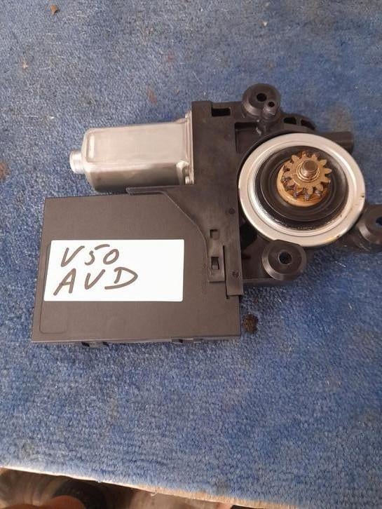 Moteurs lève vitres VOLVO V50 // 5060 AUVELAIS, Enlèvement ou Envoi, Volvo