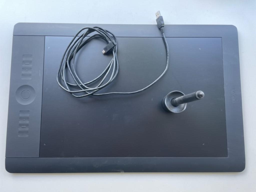 Wacom Intuos 5 touch LARGE pen tablet PTH-850, Ophalen, Multi-touch, Zo goed als nieuw, Wacom