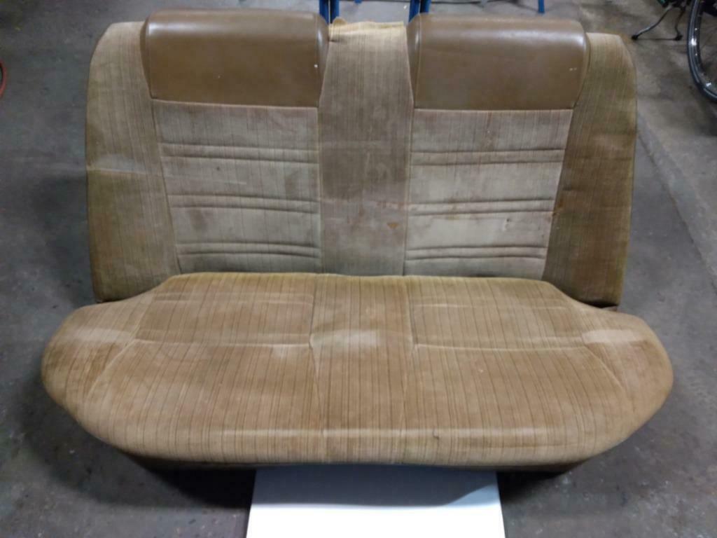 mazda 929 coupe achter zetel en tapijt, Ophalen, Gebruikt, Mazda