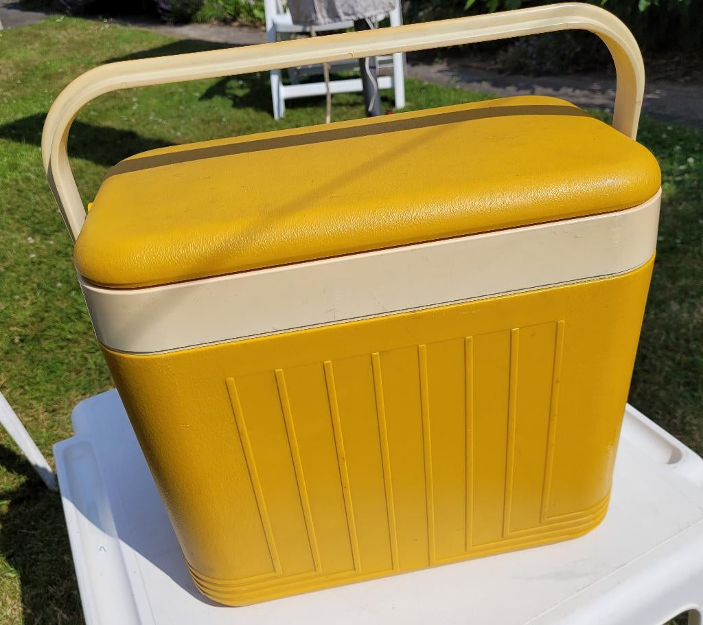 Kleine koelbox in goede staat., Caravans en Kamperen, Ophalen of Verzenden, Gebruikt, Elektrisch