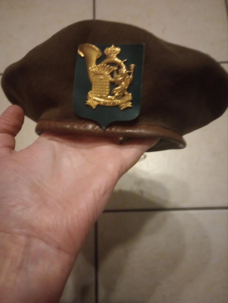 Béret chasseurs à pied charleroi, Collections, Envoi