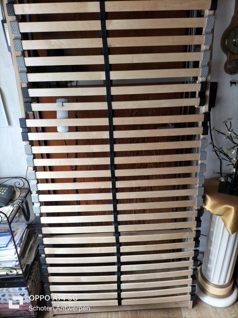 Lattenbodem met electrisch motor, Huis en Inrichting, Slaapkamer | Matrassen en Bedbodems, Ophalen, Gebruikt