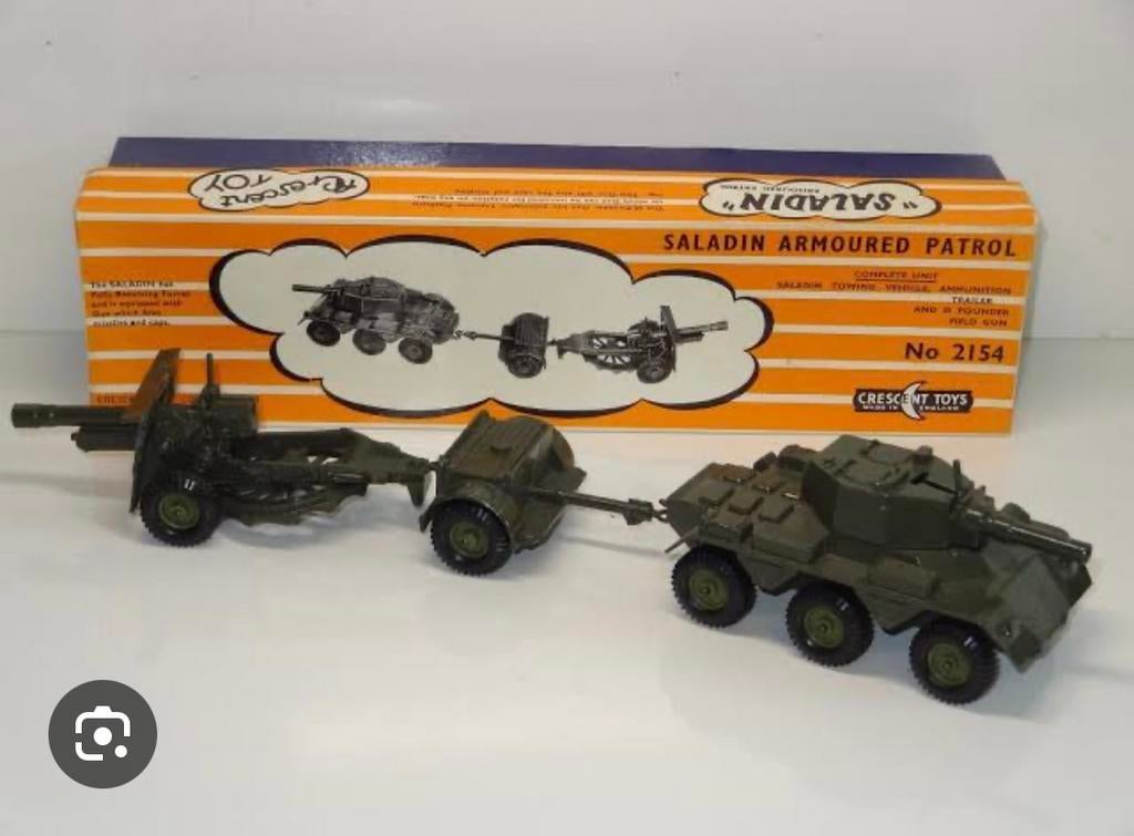 Crescent 2154 Saladin Armoured Patrol, Hobby & Loisirs créatifs, Enlèvement ou Envoi, Utilisé, Autres types, Autres marques