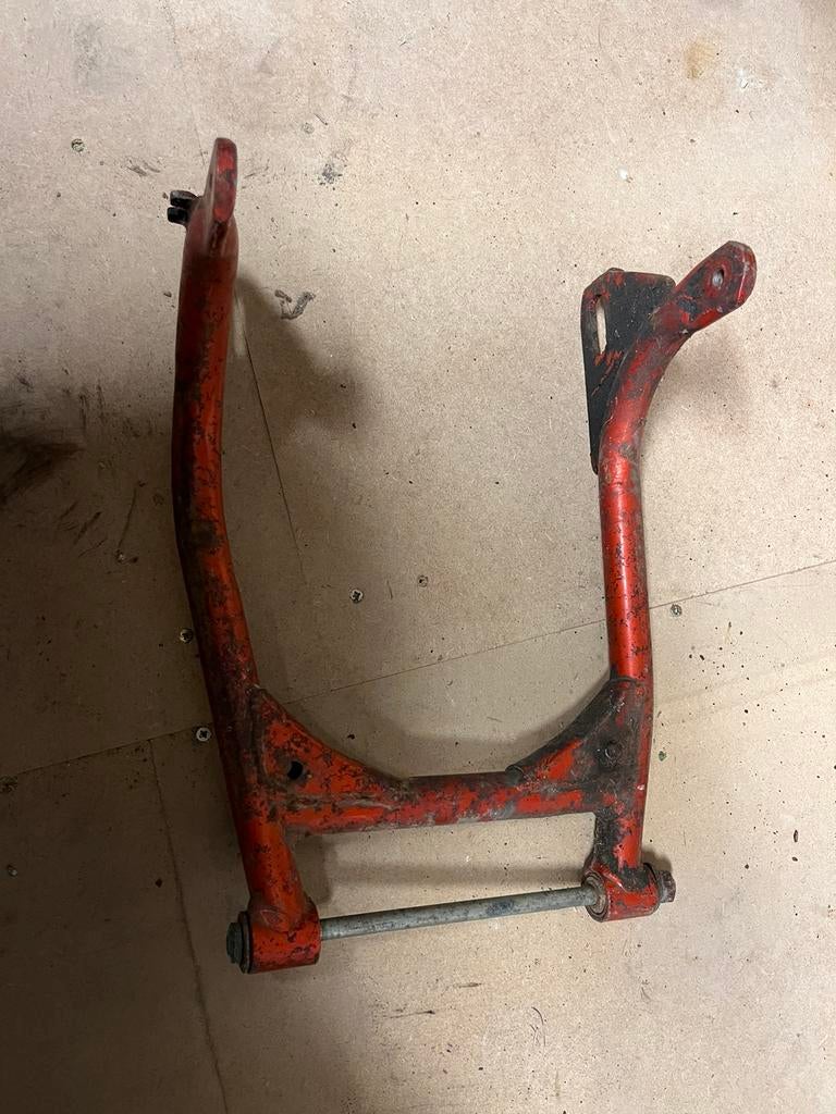 Bras oscillant SUZUKI RV 50 VANVAN, Motoren, Ophalen