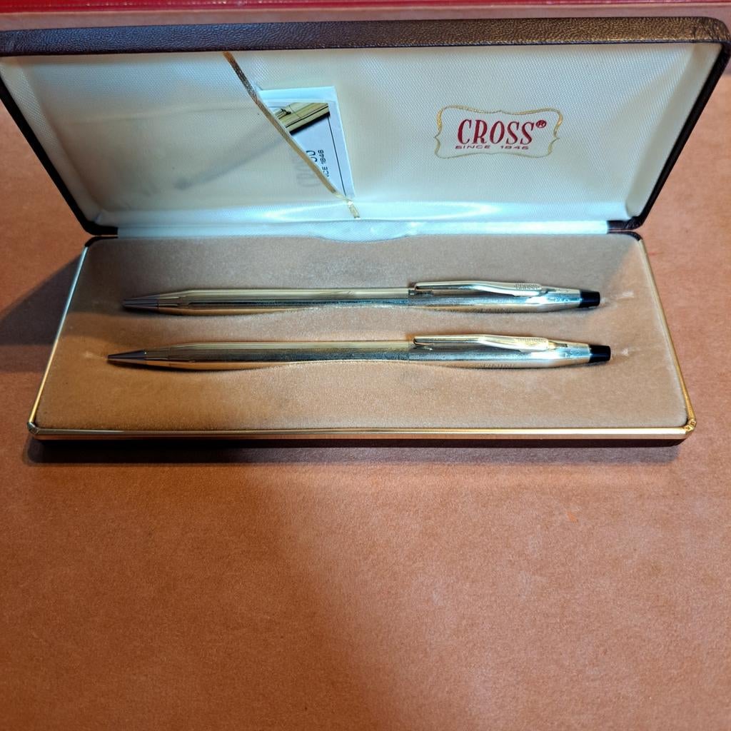 Set de stylos Cross Gold, Enlèvement ou Envoi, Comme neuf, Stylo à bille, Cross